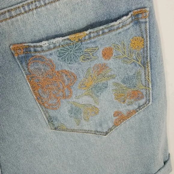 {Driftwood} Paperbag Short Stencil Light Wash - Picture 11 of 13